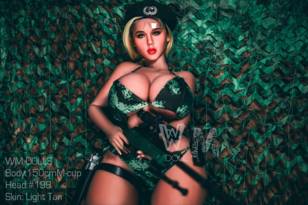 Klara - Curvy sex doll photoshoot